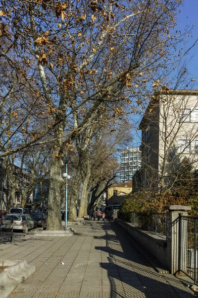 Plovdiv, bulgaria - 2. januar 2017: ivan vazov street in der stadt plovdiv, — Stockfoto