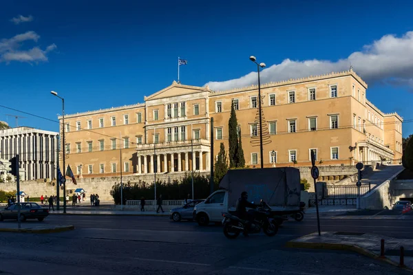 Atina, Yunanistan - 19 Ocak 2017: Atina'da Yunan Parlamentosu, — Stok fotoğraf