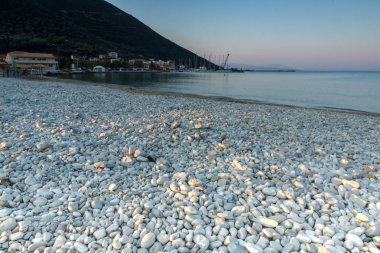 Vasiliki Köyü, Lefkada, İyonya Adaları plajda Sunrise şaşırtıcı