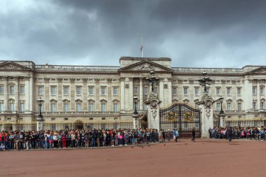 Londra, İngiltere - 17 Haziran 2016: Buckingham Sarayı Londra