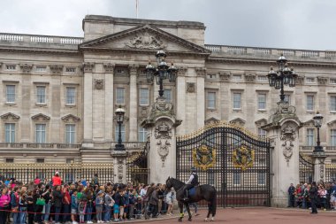 Londra, İngiltere - 17 Haziran 2016: Buckingham Sarayı Londra