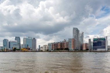 Londra, İngiltere - 17 Haziran 2016: Canary Wharf görünümünden Greenwich, Londra, İngiltere