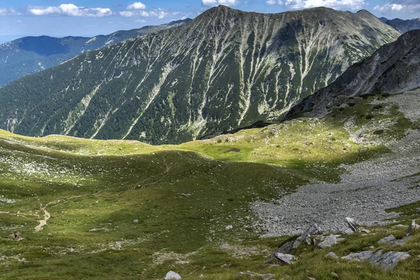 Fantastiska Panorama av Todorka peak, Pirin berget — Stockfoto