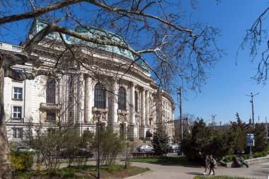 Sofia, Bulgaristan - 1 Nisan 2017: Üniversitesi Sofya St. Kliment Ohridski görünümünü şaşırtıcı