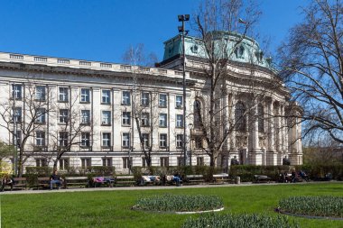Sofia, Bulgaristan - 1 Nisan 2017: Üniversitesi Sofya St. Kliment Ohridski görünümünü şaşırtıcı