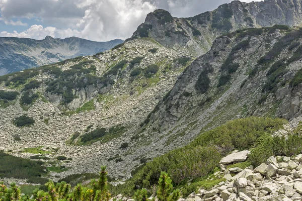 Amazing Landscape from Banderitsa pass, Pirin Mountain — Stock Photo, Image