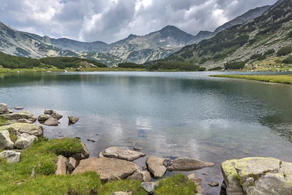 Amazing Panorama of Banderishki Chukar and Muratovo lake, Pirin Mountain — Stock Photo, Image