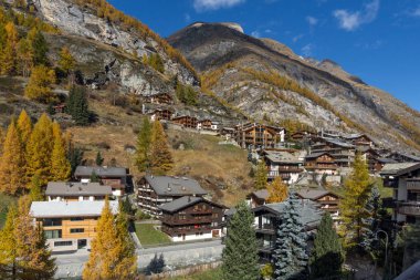 Zermatt, İsviçre - 27 Ekim 2015: Zermatt Resort, Valais Canton görünümünü şaşırtıcı,