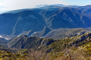 Nestos Gorge yakınındaki İskeçe şehri, Doğu Makedonya ve Trakya