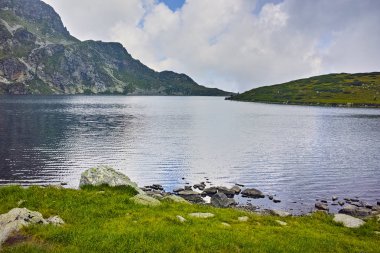 Böbrek göl, Rila Yedi Göller muhteşem manzara