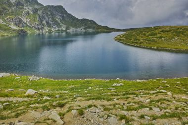 Böbrek göl, Rila Yedi Göller muhteşem manzara