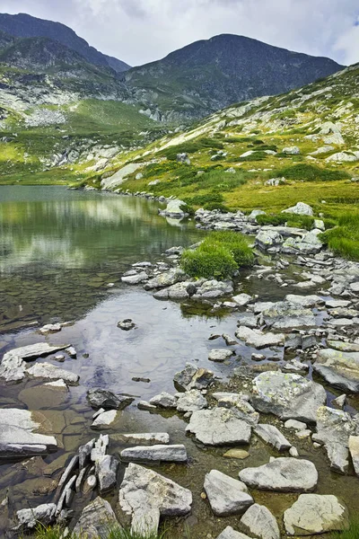 Amazing landscape of The Twin lake, The Seven Rila Lakes — Stock Photo, Image