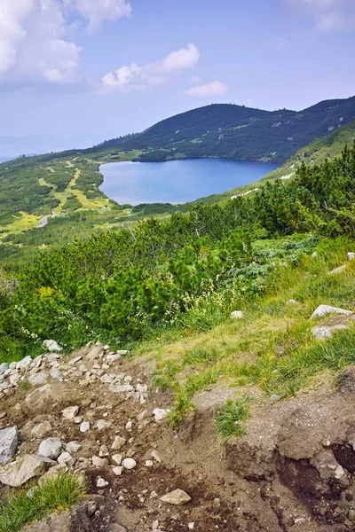 Дивовижний краєвид нижній озера, сім озер Rila — стокове фото