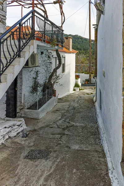 古いセオロゴス村で石造りの家、タソス島、東マケドニア ・ トラキア — ストック写真