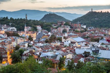 Plovdiv, Bulgaristan - 2 Eylül 2016: Gün batımı görünümü Filibe şehir Nebet tepe Hill