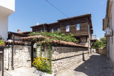 Nessebar, Bulgaristan - 30 Temmuz 2014: Steet Nessebar eski kasaba Burgaz bölge