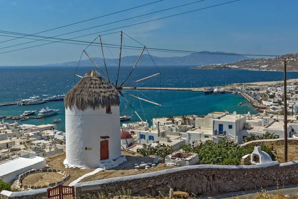 Panorama of white windmill and island of Mykonos, Cyclades — Stock Photo, Image