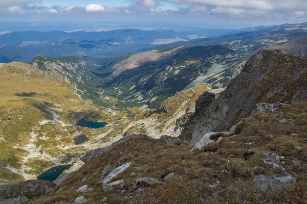 Atemberaubende Landschaft vom malyovitsa Gipfel, rila Gebirge — Stockfoto