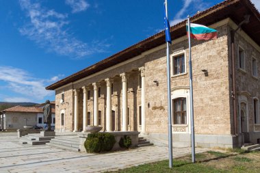 Kovachevtsy, Bulgaristan - 9 Ekim 2016: müze ve anıt komünist lider Georgi Dimitrov Köyü Kovachevtsi, Bulgaristan