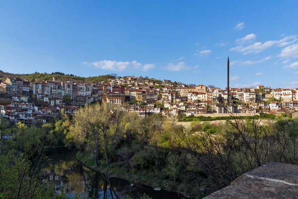 Veliko Tarnovo, Bułgaria - 9 kwietnia 2017: pomnik dynastii Asen w Wielkim Tyrnowie — Zdjęcie stockowe