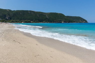 Girapetra Beach mavi suları, Lefkada, Yunanistan ile panoramik