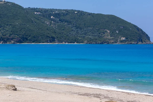 Girapetra Beach mavi suları, Lefkada, Yunanistan ile panoramik — Stok fotoğraf