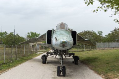 Krumovo, Plovdiv, Bulgaristan - 29 Nisan 2017: bombardıman Mikoyan-Gurevich Mig-23 Plovdiv yakınındaki Havacılık Müzesi