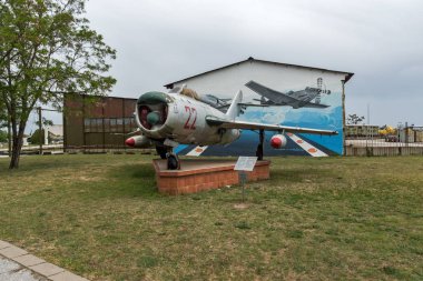 Krumovo, Plovdiv, Bulgaristan - 29 Nisan 2017: Plovdiv yakınındaki Fighter Mikoyan-Gurevich Mig-17 Havacılık Müzesi