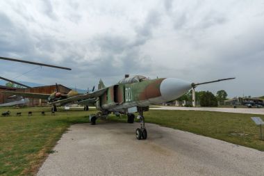 Krumovo, Plovdiv, Bulgaristan - 29 Nisan 2017: bombardıman Mikoyan-Gurevich Mig-23 Plovdiv yakınındaki Havacılık Müzesi