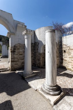 Harabeleri yuvarlak (altın) Kilisesi, St John, Preslav yakınındaki ikinci başkenti ilk Bulgar İmparatorluğu büyük Preslav, Bulgaristan