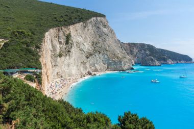 Porto Katsiki Beach, Lefkada, oniki adalar mavi sularına muhteşem manzara