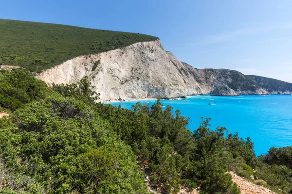 Paisagem incrível de águas azuis da Praia do Porto Katsiki, Lefkada, Ilhas Jónicas — Fotografia de Stock