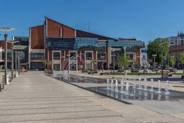 Pirot, Sırbistan -16 Nisan 2016: Pirot şehir merkezi