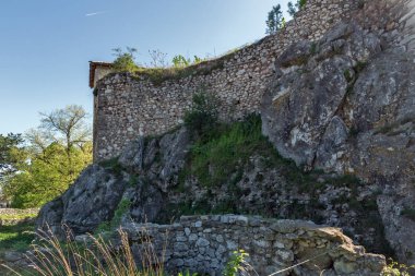 Pirot, Sırbistan -16 Nisan 2016: Pirot kale görünümünü şaşırtıcı