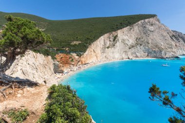 Porto Katsiki Beach, Lefkada, Yunanistan mavi suların muhteşem deniz manzarası