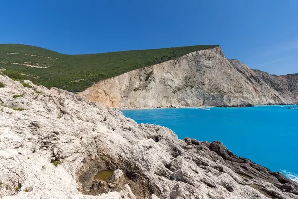 Marítima incrível de águas azuis da Praia do Porto Katsiki, Lefkada, Grécia — Fotografia de Stock