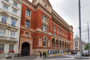 Londra, İngiltere - 18 Haziran 2016: tipik İngiliz bina görünümünü şaşırtıcı