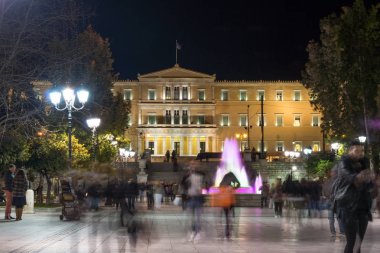 Atina, Yunanistan - 19 Ocak 2017: Gece fotoğraf Atina'da Syntagma Meydanı