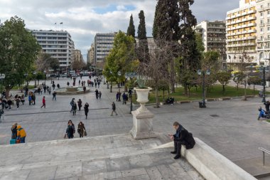 Athens, Yunanistan - 20 Ocak 2017: Atina'da Syntagma Meydanı Panoraması