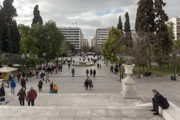 Athens, Yunanistan - 20 Ocak 2017: Atina'da Syntagma Meydanı Panoraması