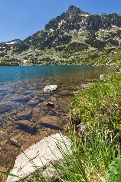 Úžasná krajina Popovo jezera, pohoří Pirin — Stock fotografie