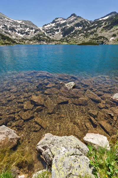 Paesaggio incredibile di Demirkapiyski chuki e Dzhano picchi, Popovo lago, Pirin Mountain — Foto Stock
