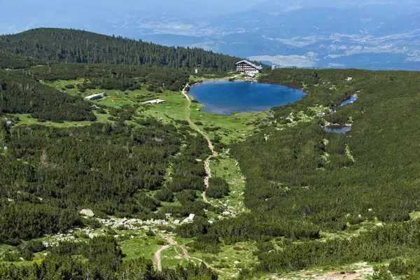 惊人的景观，周围 Bezbog 湖，皮林山 — 图库照片