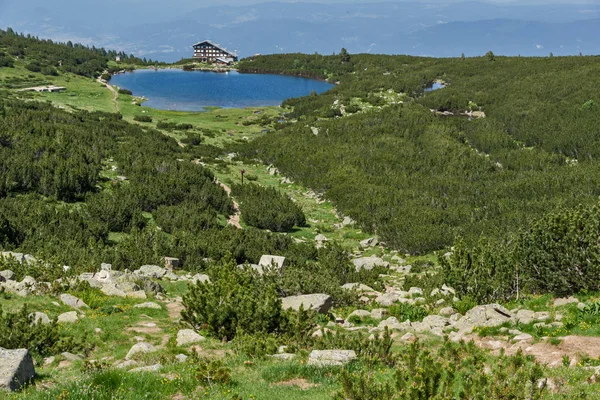 Verbazingwekkende landschap rond Bezbog Lake, Pirin-gebergte — Stockfoto