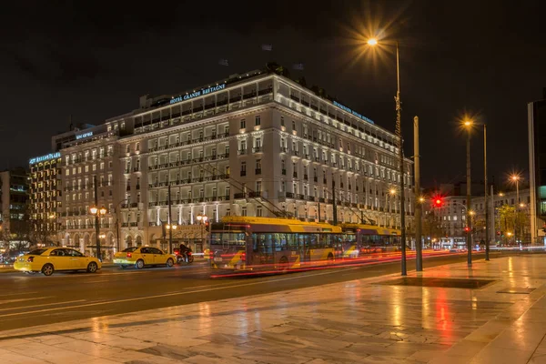 Athens, Griekenland - 19 januari 2017: Night Foto van het Syntagma plein in Athene, Attica — Stockfoto