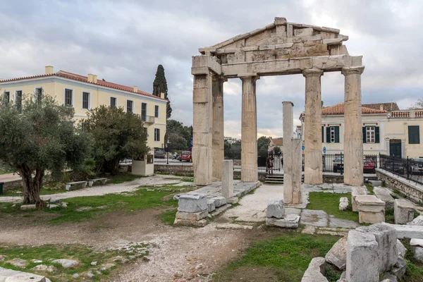 Atina, Yunanistan - 20 Ocak 2017: Sunset görünümünü Roman Agora Atina, Attika