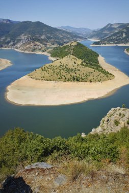 Şaşırtıcı görünümü Kırcaali rezervuar ve Arda Rivermeander