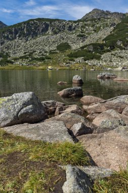 Muhteşem panoramik Musalenski göller ve Musala tepe, Bulgaristan