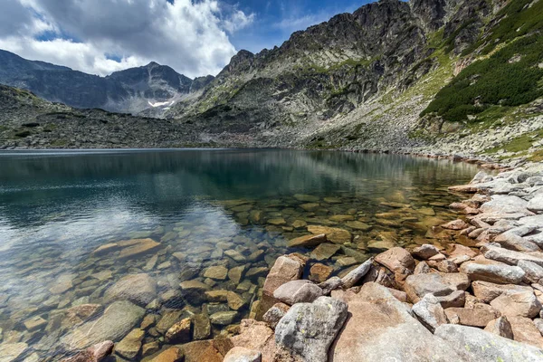 Musalenski 호수와 Musala 피크, 불가리아의 놀라운 파노라마 보기 — 스톡 사진