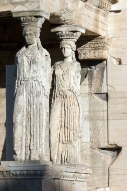 Erechtheion bir antik Yunan tapınağı Atina Akropol'ın kuzey tarafındaki Caryatids sundurma